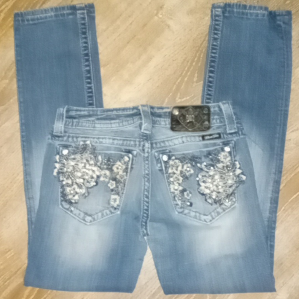 MISS ME STRAIGHT LEG DESTRESS JEANS SIZE WOMAN 28